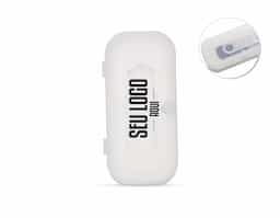 Estojo plástico com espuma interna para pen drive. Não acompanha pen drive.