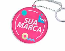 Chaveiro em acrílico com argola.