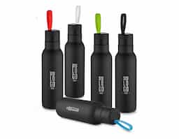 Squeeze em metal 500 ml com parede dupla de inox. Com revestimento emborrachado.