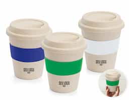 Copo de viagem fibra de bambu e PP  com banda em silicone capacidade: 380 ml
