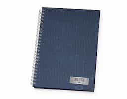 Caderno de negócios pequeno com pintura metalizada e wire-o prata. Miolo permanente e folhas para preenchimento de dados pessoais e comerciais.100 folhas pautadas