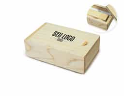 Conjunto estojo e pen drive bambu disponível nas capacidades de 8GB, 16GB  Estojo com tampa imantada e berço de espuma.