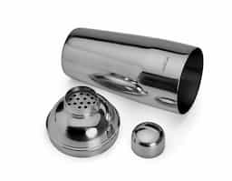 Coqueteleira Inox com capacidade de 750ml, contém tampa de pressão com peneira e tampa protetora