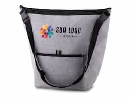 Bolsa térmica com capacidade para até 10 litros, confeccionada em tecido poliéster 300D de alta resistência. Estrutura interna com compartimento térmico soldado. Conta com bolso frontal funcional para armazenamento de itens adicionais e alça de ombro com ajuste de comprimento.

