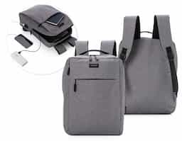 Mochila p/ Notebook em tecido poliéster. acompanha placa Compartimento acolchoado p/ notebook de 39x27cm;
Tamanho total do Notebook - 17