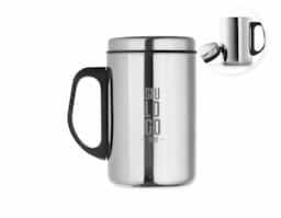 Caneca de 350ml inox com parede dupla, possui tampa com vedação e pegador plástico