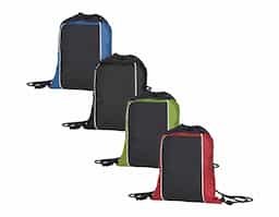 Mochila saco impermeável em fibra de poliéster. Contém bolso horizontal com zíper na parte frontal e alças de nylon.