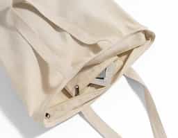 Sacola 100% algodão (280 g/m²) com fecho e bolso interior