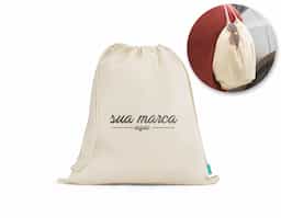 Sacola tipo mochila 100% algodão orgânico (120 g/m²) proveniente de um cultivo sustentável, sem químicos ou pesticidas. 370 x 410 mm