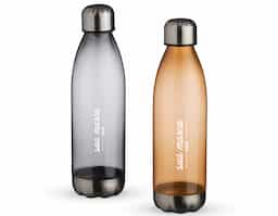 Squeeze plástico 700ml formato garrafa. Corpo transparente colorido, possui tampa e base em alumínio.
