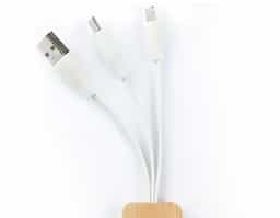 Chaveiro de capa de bambu com cabo para carregamento USB-A a Micro-B (2 em 1 pinos) e Tipo C. Como o bambu é um material natural, a cor do item pode variar.