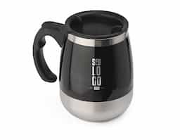 Caneca plástica mixer em aço inox na parte interna com capacidade de até 400ml. Ideal para fazer a junção de suas bebidas em pó. Para a função mixer funcionar é necessário 3 pilhas AAA, não acompanha pilha.