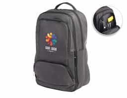 Mochila para notebook em tecido poliéster 600D na cor grafite.
Parte externa: 1 Compartimento, 2 Bolsos frontais com zíper, 2 Bolsos laterais, engate para mala de viagem, zíper para expansão do espaço interno, alça de mão e alça de ombro acolchoada
Parte interna: Compartimento acolchoado para notebook de até 15 e espaço para porta caneta e acessórios.