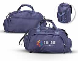 Bolsa esportiva de 25 litros em poliéster de impacto impermeável com cinco compartimentos, sendo três deles exclusivos para tênis, itens molhados e armazenamento das alças de costas. Com alça transversal removível e alça de mãos com suporte de juntura, a bolsa contém alças de compensação e alças para as costas ocultas no compartimento inferior, podendo ser transportada como mochila.