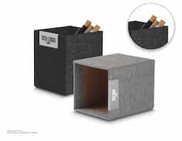 Porta objetos geralemente utilizados para canetas, lápis, marca texto e afins. Ideal para compor a mesa de escritório.