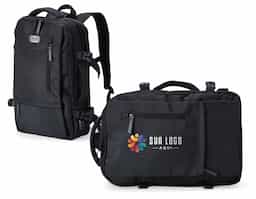 Mochila de nylon 20 litros com quatro compartimentos, sendo o principal com bolso para notebook 15,6 e tablet 12,4. Com divisórias internas para acessórios e porta chave, a mochila possui adaptador USB externo, alça para encaixe em malas de viagem, alças de compensação, duas alças de mãos, área costada com revestimento espumado e alças para as costas com faixas refletivas e revestimento espumado 44x28x17