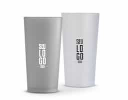 Copo plástico 420ml produzido em polipropileno (PP) com acabamento fosco.