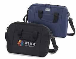 Pasta para notebook 14 polegadas em poliéster, possui dois bolsos com zíper, três compartimentos internos sendo um deles com alça protetora para o notebook.
