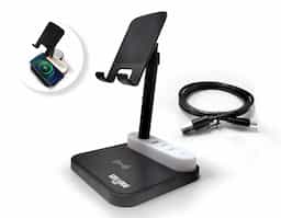 Base de carregamento com suporte retrátil para celular e luminária integrada. Com opções de carregamento via indução ou via cabo, nossa base é prática e funcional. Produzida em plástico com apoios antideslizantes, a base possui duas entradas Tipo-C, uma entrada USB e uma saída Tipo-C. Acompanha um cabo USB Tipo-C. OBS.: A BASE APENAS TRANSFERE CARGA, ELA NÃO POSSUI BATERIA PARA ARMAZENAMENTO (NÃO É UM POWER BANK).