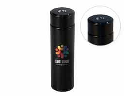 Garrafa térmica de parede dupla, fabricada em aço inoxidável, com capacidade de 400ml, ideal para manter a temperatura das bebidas por mais tempo. A tampa conta com um display touch screen em LED que exibe a temperatura interna. Acompanha infusor de bebidas, perfeito para chás ou outras infusões.
