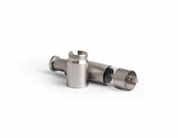 Compacto e portátil, este Triturador de Tempero é o aliado perfeito para realçar o sabor de diversas receitas! Feito de inox, possui um visor transparente que permite ver a quantidade exata de tempero. A haste interna de alumínio e o mecanismo em cerâmica garantem uma moagem precisa, ideal tanto para uso profissional quanto doméstico.