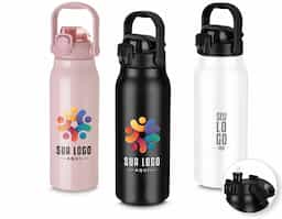 Garrafa Térmica feita em Inox 304, capacidade de 1,6L. Possui tampa rosqueável com trava de segurança e botão de acionamento para abrir a tampa protetora do bocal. Acompanha canudo e dois bicos, sendo um de silicone e outro de plástico.