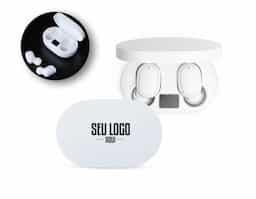 Buscando liberdade e praticidade para o seu dia a dia? Experimente nosso fone de ouvido com Bluetooth! É só abrir o Bluetooth, conectar o TWS, e curtir um encaixe confortável nos ouvidos e uma qualidade sonora incrível. O case acende uma luz ao carregar, adicionando um toque moderno e funcional ao acessório!