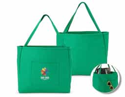 Descubra a praticidade e a durabilidade desta bolsa espaçosa e versátil! Com um design funcional, ela oferece — interno e externo — para organizar tudo com mais facilidade. Feita de lona e resistente à água, é ideal para qualquer ocasião. Suas alças são reforçadas com costura interna, garantindo segurança e conforto no transporte. E para uma organização impecável, o fundo removível mantém a estrutura firme, proporcionando mais estabilidade e facilitando o acesso aos seus itens essenciais.
