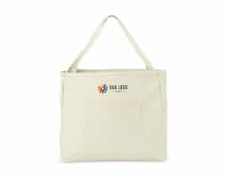 Descubra a praticidade e a durabilidade desta bolsa espaçosa e versátil! Com um design funcional, ela oferece — interno e externo — para organizar tudo com mais facilidade. Feita de lona e resistente à água, é ideal para qualquer ocasião. Suas alças são reforçadas com costura interna, garantindo segurança e conforto no transporte. E para uma organização impecável, o fundo removível mantém a estrutura firme, proporcionando mais estabilidade e facilitando o acesso aos seus itens essenciais.