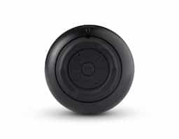 Transforme sua experiência musical com essa caixinha de som, uma combinação perfeita de potência, portabilidade e estilo. Com som nítido, graves marcantes e tecnologia Bluetooth, ela oferece áudio de alta qualidade. Compacta e elegante, é fácil de levar para qualquer lugar, seja na praia, em festas ou no conforto de casa. Pequena no tamanho, gigante no desempenho!