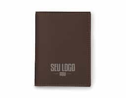 Porta documento em couro sintético.