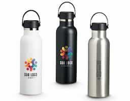 Garrafa Térmica feita em Inox 304 com parede dupla e capacidade de 550ml. Com tampa rosqueável e alça para transporte para levá-la onde quiser.