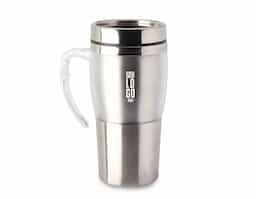 Uma caneca para estar com você o dia todo! Seja para um suco geladinho, uma vitamina nutritiva ou até aquele drink especial. Com 450ml de capacidade, tem um design moderno e uma alça ergonômica super confortável, combinando inox com detalhe em acrílico. A tampa rosqueável possui um compartimento deslizante que facilita na hora de beber. E para completar, a base antiderrapante garante mais estabilidade ao apoiar na mesa. Essa caneca é tudo o que você precisa para aproveitar cada momento com sua bebida predileta!