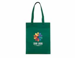 Sustentabilidade que fortalece marcas! A sacola TNT biodegradável é a escolha ideal para empresas que querem promover sua marca com consciência ambiental. Feita em polipropileno Bio com aditivo P-Life, ela se decompõe de forma responsável, reduzindo o impacto no meio ambiente. Sustentável e resistente, as sacolas possuem estrutura termo selada, proporcionando mais resistência e segurança no transporte. Testada pelo RISE e certificada conforme a norma SASO 2879.