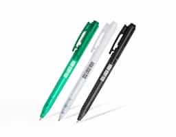 "Caneta plástica translúcida com carga esferográfica azul de 1mm, ideal para escrita suave e precisa. Possui acionamento por clique, garantindo praticidade no uso diário. Seu design moderno e transparente permite visualizar o nível da tinta. Leve, resistente e ergonômica, é perfeita para anotações, estudos e trabalho. Disponível em diversas cores, combina estilo e funcionalidade no dia a dia