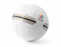 Bola de futebol em PVC, com linhas pretas, douradas e prateadas. Produto certificado conforme a portaria Inmetro nº 302 de 12/Jul/2021, garantindo qualidade e segurança. Tamanho 5, ideal para jogos e treinamentos.