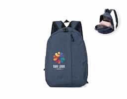 Mochila com compartimento para notebook até 14". Possui compartimento grande, bolso frontal, bolsos laterais, alça de mão em nylon e alças ajustáveis para conforto no dia a dia.