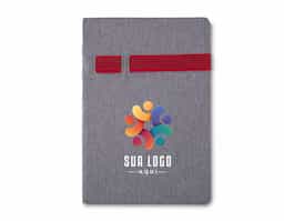 Caderno para anotações em material sintético com capa dura. Com 80 folhas pautadas. Não acompanha caneta.