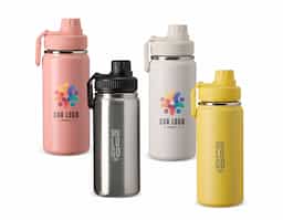 Garrafa térmica inox de capacidade de até 550ml. A pintura eletrostática garante uma cor duradoura e acabamento de maior qualidade. Sua parede dupla e isolamento à vácuo mantém o líquido conservado por mais tempo e permite o uso da garrafa sem a necessidade de se preocupar em entrar em contato direto com o calor interno ou vazamentos. Além disso, a garrafa conta com uma tampa rosqueável e uma alça que facilita o transporte para qualquer lugar.