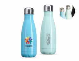 Garrafa de inox com capacidade de 540ml, ideal para o dia a dia. Possui acabamento brilhante e tampa rosqueável, combinando simplicidade e elegância para acompanhar a rotina com praticidade.