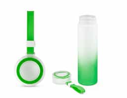 Esta squeeze é fabricada em vidro borossilicato, material resistente a choques térmicos e ideal para bebidas quentes ou frias. Com capacidade de 470 mL, ela acompanha uma tampa em AS (plástico resistente), que garante vedação segura e fácil transporte.