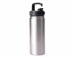 A combinação de estilo e praticidade em uma só garrafa térmica. Com capacidade total de 500ml, construção em inox de parede dupla e isolamento a vácuo, esta garrafa térmica mantém a temperatura constante dos líquidos, evitando vazamentos e o contato direto com o calor ou frio do líquido durante o manuseio. A garrafa ainda conta com uma tampa rosqueável de plástico com uma alça em formato de presilha para facilitar seu transporte, prendendo-a em mochilas ou mantê-la em outros espaços.