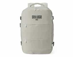 Versátil e completa, essa mochila de 41 litros é a escolha ideal para viagens, transporte de materiais de trabalho, estudo e todos os momentos do dia a dia! Com compartimentos inteligentes, ela oferece mais organização e segurança, além de resistência à água. Produzida em poliéster, são seis compartimentos, incluindo um para itens molhados, um exclusivo para tênis, um espaço amplo para roupas e documentos com entrada USB, um compartimento para notebook de até 15,6” e um bolso antifurto para maior proteção. Expansível e prática, conta ainda com fivelas ajustáveis, alças reguláveis que distribuem o peso de forma equilibrada, bolso lateral para garrafa, costas acolchoadas e engate para mala de viagem. Funcionalidade e conforto para qualquer ocasião!