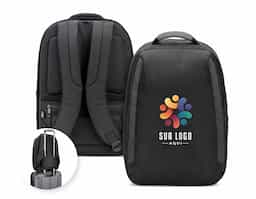Mochila antirroubo em poliéster reciclado 600D com detalhes em PU e interior em poliéster reciclado 210D. Resistente à água, conta com compartimento principal com bolsos almofadados para notebook até 17.3" e tablet até 10.5", além de compartimentos laterais e frontais. Parte traseira acolchoada, pega superior e alça para trolley. Capacidade até 20 L.