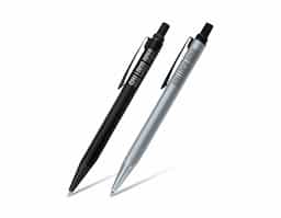 Caneta com corpo metálico em formato triangular, que proporciona maior ergonomia e conforto durante o uso. Possui carga esferográfica azul e acionamento por clique, ideal para uma escrita prática e eficiente no dia a dia.