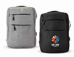 Mochila confeccionada em nylon Oxford impermeável, com fechamento em zíper, puxadores com detalhes em nylon e plástico e capacidade de até 14 litros. Possui compartimento interno principal com bolsos de tamanhos variados e divisória para notebooks de ate 15,6 polegadas. Possui três compartimentos externos, um deles com abertura lateral. Dispõe também de bolso lateral, porta USB, alça de mão em poliéster 210D e alças para as costas em tecido respirável.