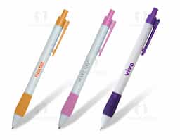 Caneta plástica branca com detalhes coloridos, incluindo detalhes com cores vibrantes. A parte inferior emborrachada, com detalhes em relevo, proporciona maior conforto e aderência durante o uso. Seu mecanismo de acionamento por clique oferece praticidade e agilidade, tornando-a ideal para o uso diário em qualquer ambiente.
