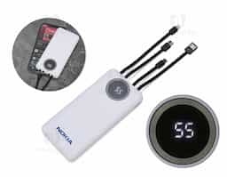Carregador portátil de 10.000mAh com display digital indicador de bateria, contém duas lanternas de led e quatro cabos de saída acoplados, sendo: saída Lightning, saída Tipo-C, saída V8 e saída USB. O carregador possui uma porta USB dupla (entrada e saída) com carga rápida e outras duas portas de entrada: V8 e Tipo-C. Acompanha cabo USB.