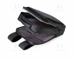 Mochila confeccionada em Couro Sintético com compartimento para notebook até 15,6 polegadas. Contém Dois compartimentos grandes sendo um com divisórias para documentos, eletrônicos e caneta, e um com divisória para Notebook até 15,6 polegadas.