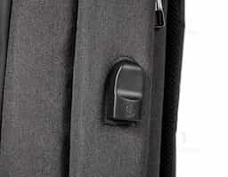 Mochila e Pasta para notebook em tecido poliéster Compartimento para notebook.
Tamanho total do Notebook - 17